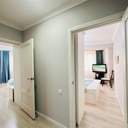 Ns Tau 3-Room Apartments Almaty Exterior photo