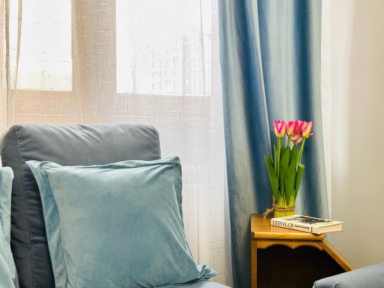 Ns Tau 3-room Apartment Almaty