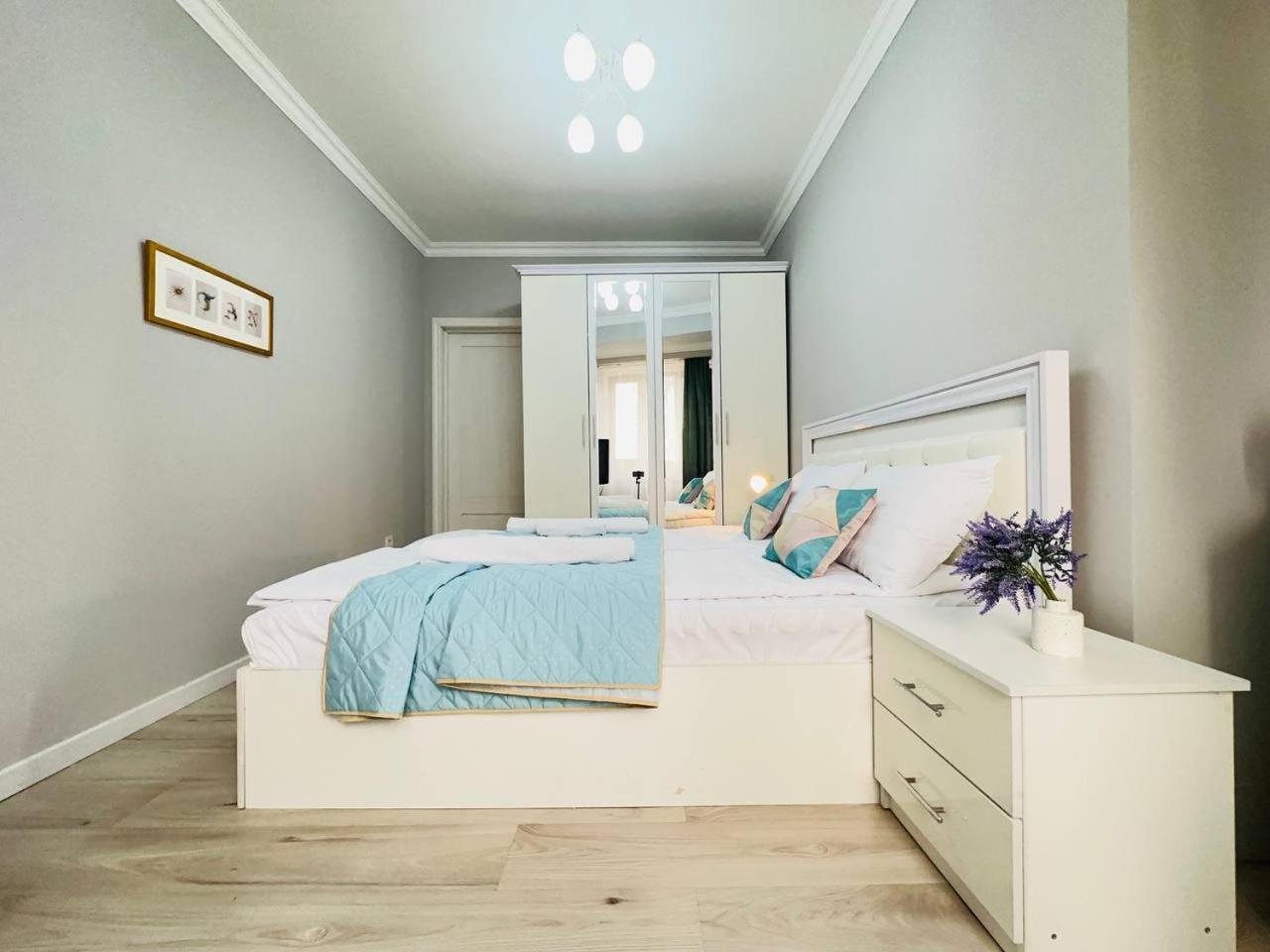 Ns Tau 3-room *
