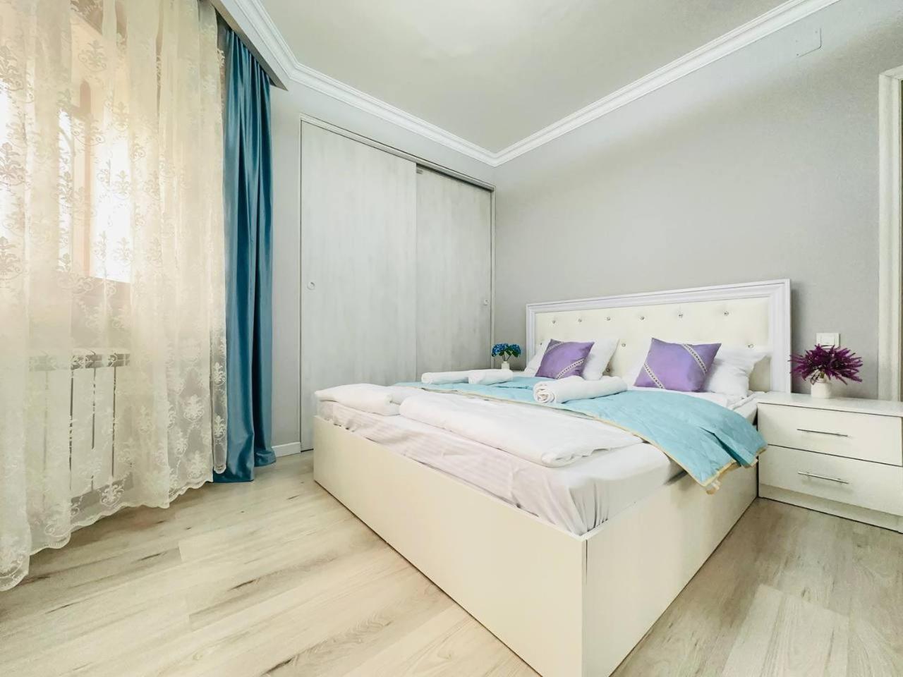 Apartment Ns Tau 3-room Almaty